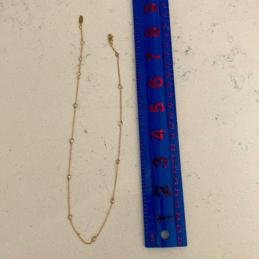 Danty gold choker necklace